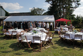 Hochzeit Hollerhof 2015-1 Buffet im Hof